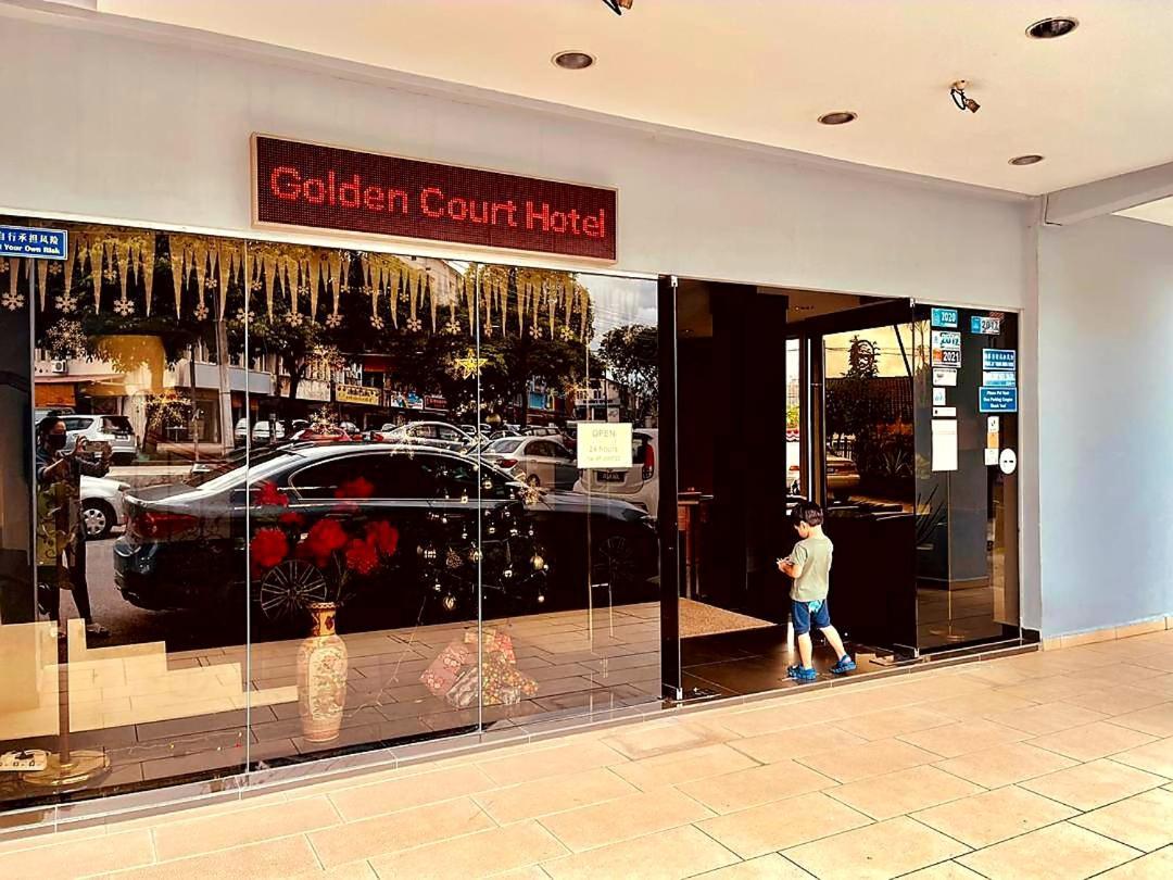 Golden Court Hotel - Pelangi Johor Bahru Extérieur photo